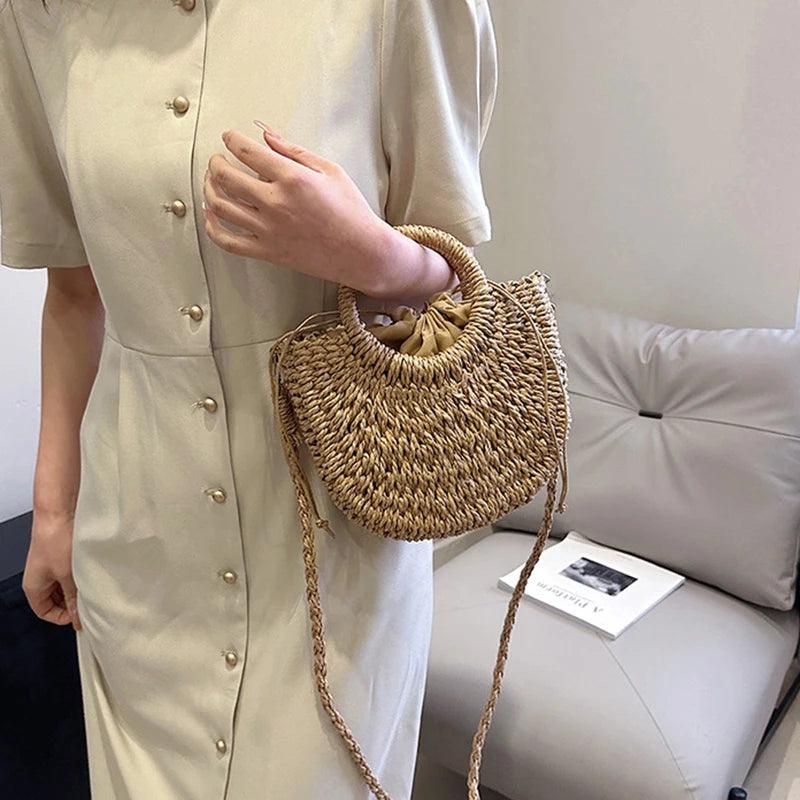 Hollow Out Elegance: Women’s Summer Shoulder Bag – Your Must-Have Accessory Carauana Store