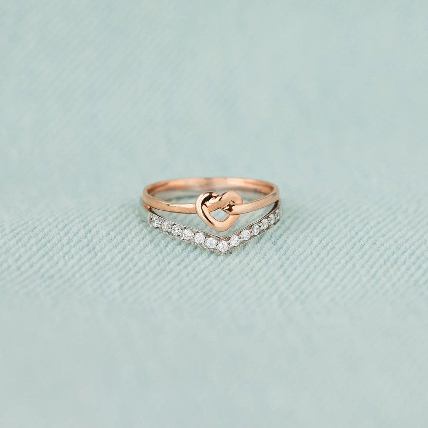 Knotted Heart Shape Inlaid Zircon Ring