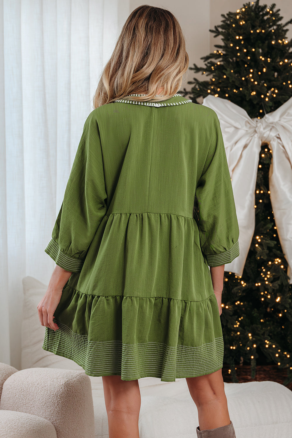 Jungle Green Contrast Stitched V Neck 3/4 Sleeve Tiered Mini Dress