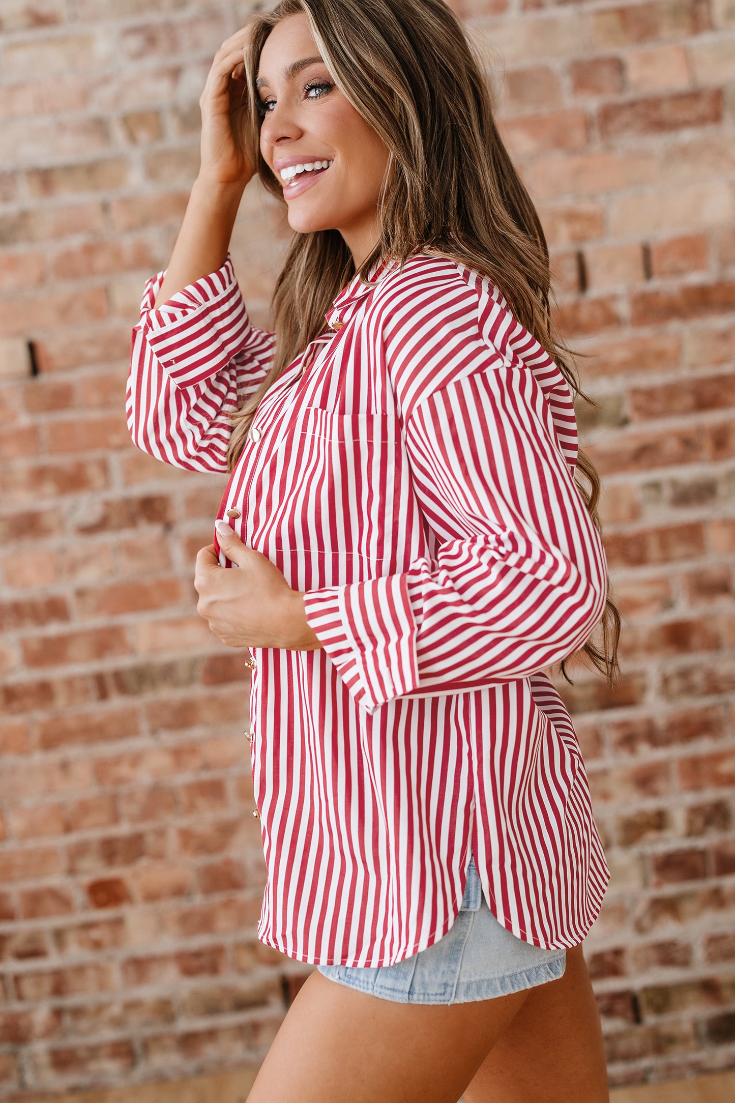 Red Stripe Patched Pocket Side Slit Loose Shirt